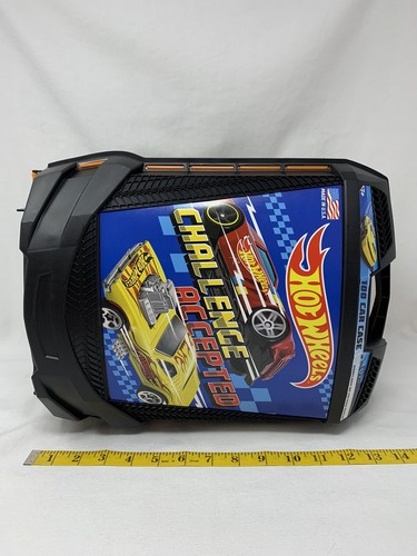 HOT WHEELS: ¡Estuche de transporte de automóvil negro aceptado por el desafío (sobre ruedas)! NUEVO - Imagen 7 de 12