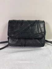 Gitano Accessories Black Women’s Vintage Woven Pattern Purse W/ Mirror