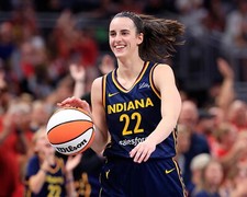 Caitlin Clark Rookie of the Year WNBA Indiana Fever 8x10 RARE, HOT must have!