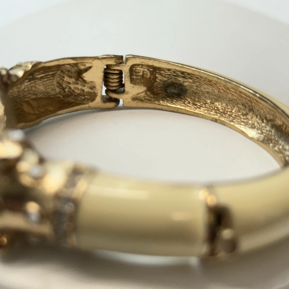 J. Brazalete Bisagra Crew Panther Leopardo Jaguar Ojos Verdes Tono Dorado Estrás Foto 4 de 4