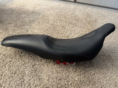 Harley Davidson eGlide Sitzbank Saddlemen Model 2005 TwinCam