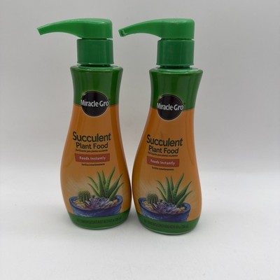 Miracle Gro 1000538 Succulent Plant Food Feeds Instantly 8 oz 2 Pack