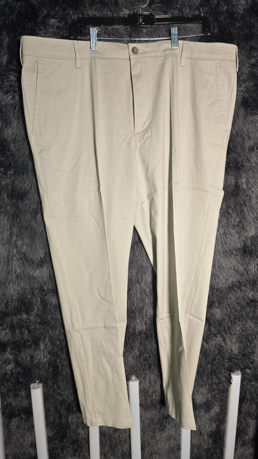 Dockers Easy Khaki Pants Men's 42x30 Classic Fit Stretch No Wrinkle Beige NWT