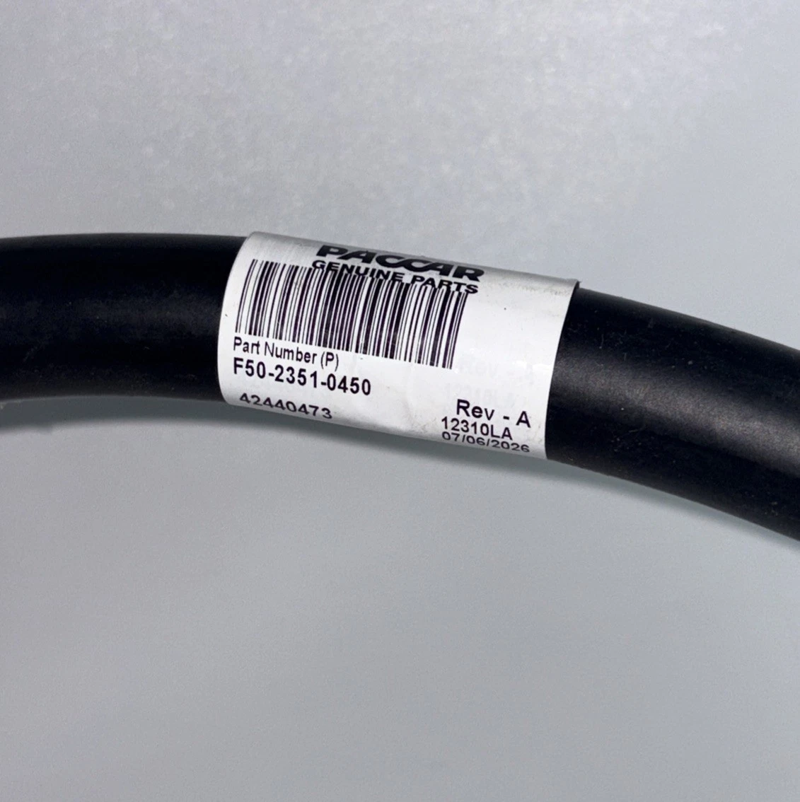 OEM PACCAR F50-2351-0450 A/C Hose Assembly For Kenworth And Peterbilt photo 3