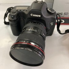Canon EOS 5D DSLR Camera with EF 17-40mm f/4L USM Lens Digital SLR