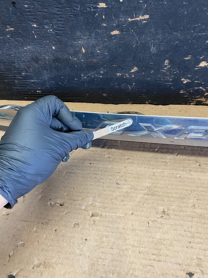 Moldura de puerta trasera Ford Explorer 2011-2014 con cámara OEM s1459 DG Foto 4 de 4