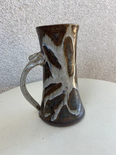 Vtg Large Beer mug Studio Art pottery 16 oz brown grey