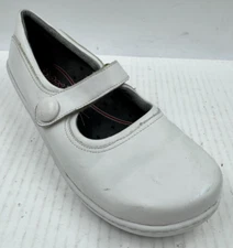 Klogs Ashley Women's Clogs 8.5M Cloud White Leather Slip Resistant Casual Shoes