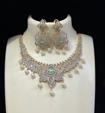 Silver plated cubic Zirconia Bridal Party Wear Silver Plated Necklace Set gifts