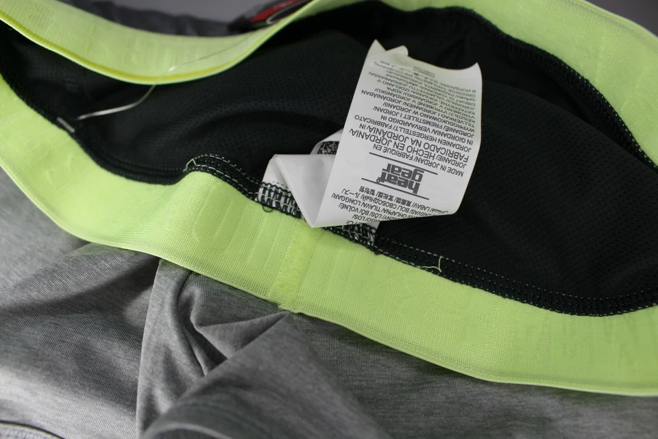 NEW UNDER ARMOUR [S] Womens LOOSE-FITTED 2-in-1 Shorts-Gray/yellow 1290800 - Image 4 of 4