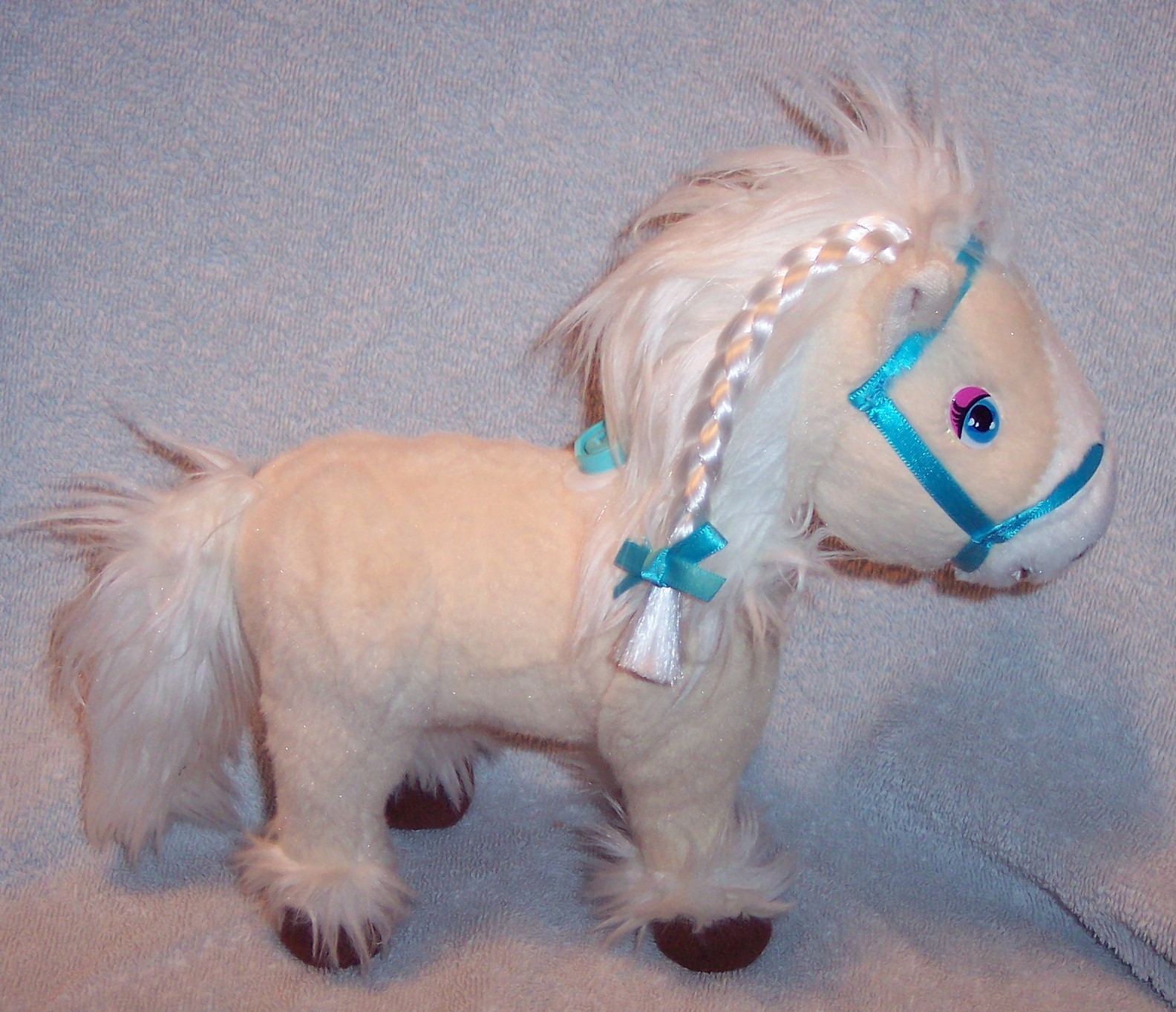 trotting horse toy