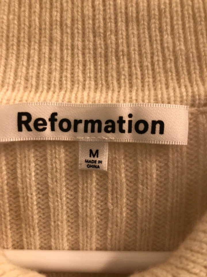 Cárdigan Reformation Fantino Cuello Cachemir Botones Gossamer Crema Pequeño Foto 3 de 4