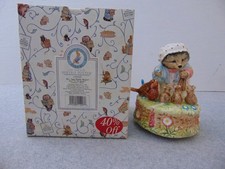 1996 RARE BEATRIX POTTER MISS TIGGY WINKLE MUSICAL FIGURINE 5 1/2"