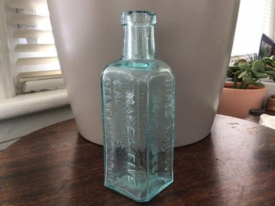 Vintage Hires Extract Bottle/Charles Hires Co/Candy Apple Green Bottle Nice 