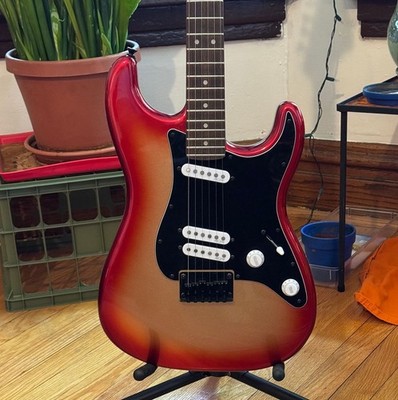 Squier Contemporary Stratocaster Hardtail w/Hipshot Tuners, Strap, Clip-On Tuner