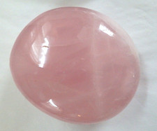 Crystals    Rose Quartz Palm Stone Polished 137.3 grams