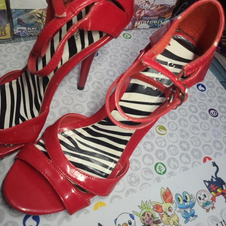 Zapatos de salón QUPID a rayas rojas Stilletto plataforma punta gruesa talla 8,5 Foto 3 de 4