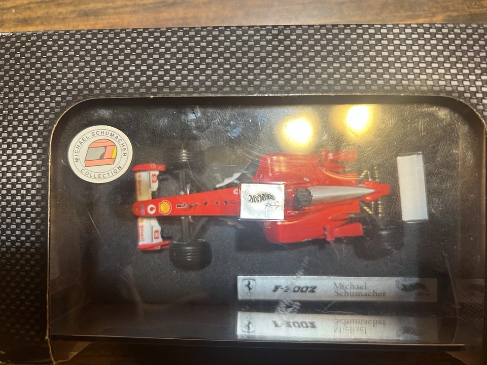 Hot Wheels Racing 1:43 Ferrari F-2002 Red #1 Michael Schumacher - Image 3 of 4