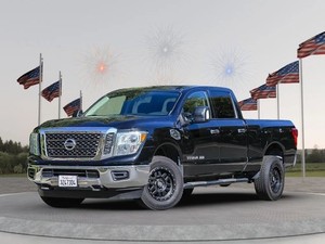 2017 Nissan TITAN XD SV Pickup 4D 6 1/2 ft