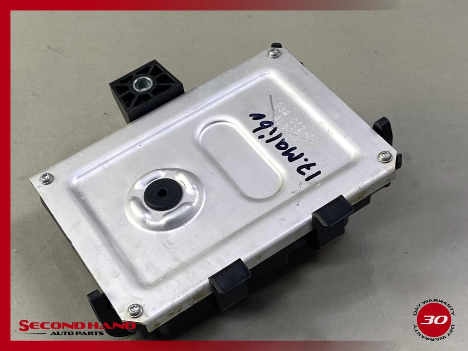 13-18 CADILLAC CTS IMPALA Fuel Pump Computer Control Module  84082494 OEM - Image 4 of 4