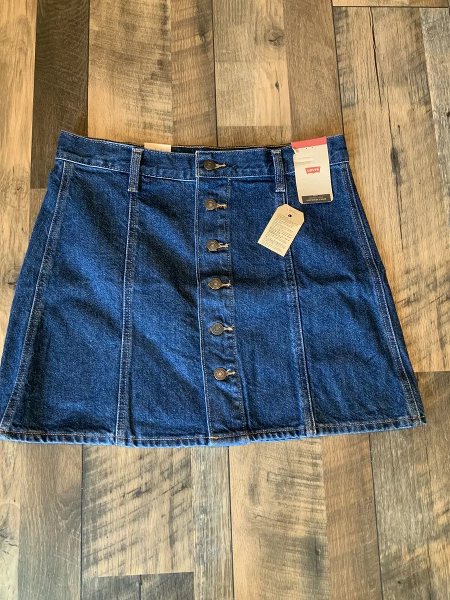 Levi's button skirt top
