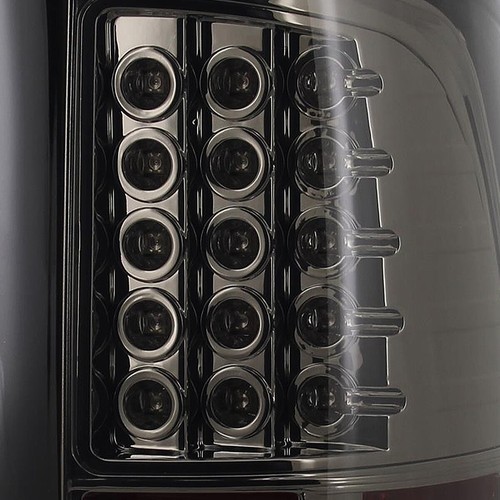 3ème Feu Stop Fumé LED Pour Dodge Ram 1500/2500/3500 (2009-2018) - Remplacement Direct, Garantie 3 Ans