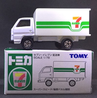 tomica seven eleven