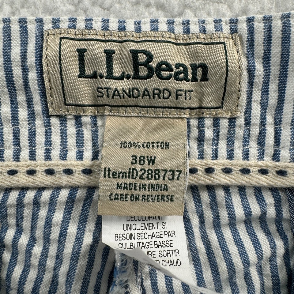 LL Bean Shorts Mens 38 Blue White Striped Seersucker Flat Front 9.5