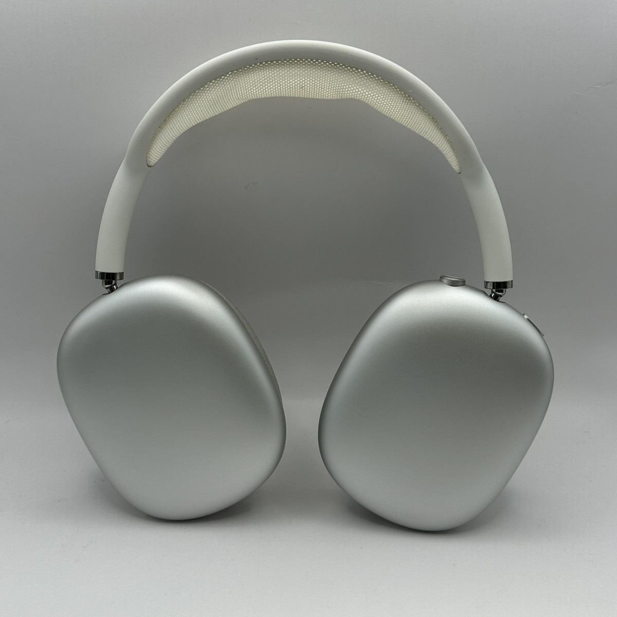 AirPods Max Silver Lightningモデル MGYJ3J/A Apple AirPods Max MGYJ3J/A [シルバー] 価格比較 - 価格.com