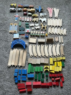 Kidkraft Train Set Lot 100+ Pieces Vintage 2007