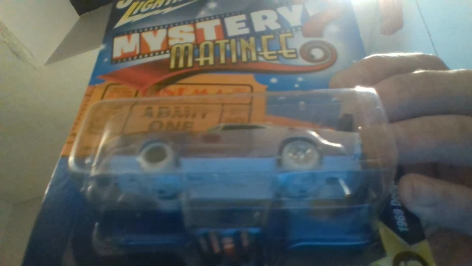 Johnny Lightning WHITE LIGHTNING Mystery Matinee 1969 DODGE CHARGER DAYTONA - Image 2 of 4