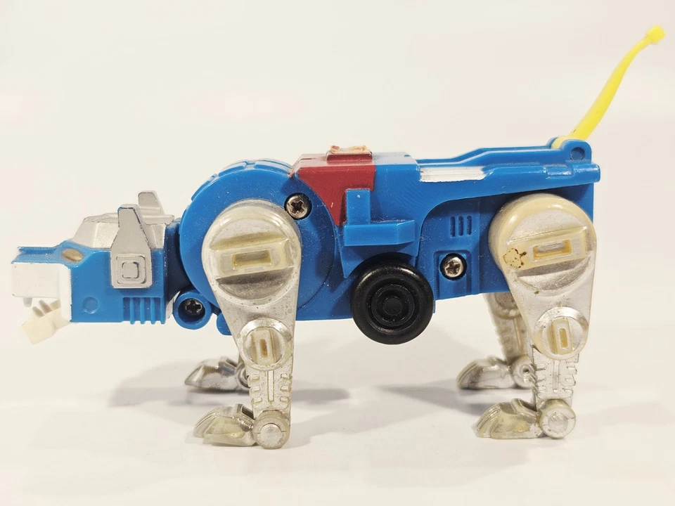De colección 1984 LJN Voltron Master Motorizado Blue Lion Force Macao WEP Pull Back Foto 2 de 4