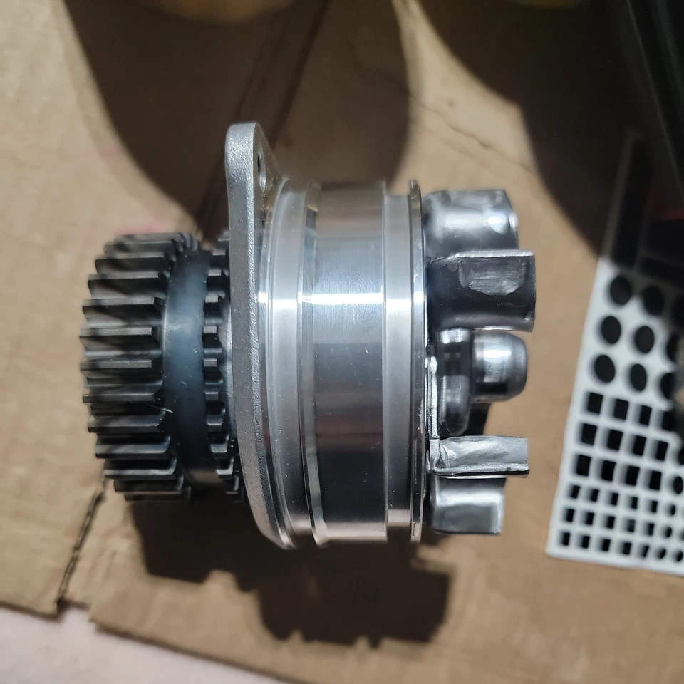 Bomba de agua del motor Aisin WPN702 para Nissan Altima Frontier Infitini G35 Foto 4 de 4