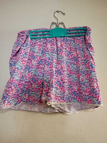 Rosa K Shorts/Top Pyjama Set Größe 1X Blumenmuster mit Spitze am Saum - Bild 3 von 5