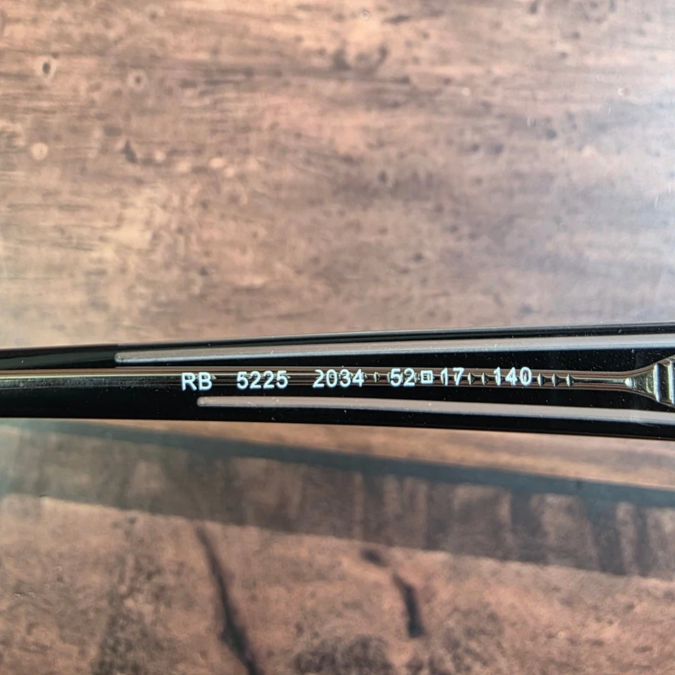 Gafas cuadradas transparentes negras Ray-Ban RB5225 2034 52-17-140 para hombre Foto 4 de 4