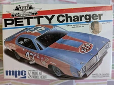 L@@K! **FACTORY-SEALED **VINTAGE MPC RICHARD PETTY DODGE CHARGER KIT *NIB *C@@L!