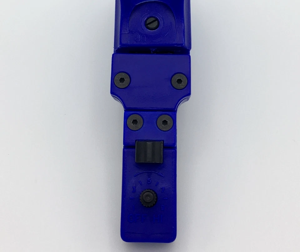 C-MORE Serendipity Punto Rojo Holográfico, Interruptor Estándar 4-MOA Azul/Ancho 1" Foto 4 de 4