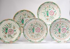 5 Antique Chinese Porcelain 18th C Qianlong Period Famille Rose Dinner Plates