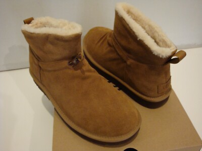 NWT Women's UGG CLASSIC MINI TOGGLER Chestnut Brown SUEDE BOOTS Furry  Lining