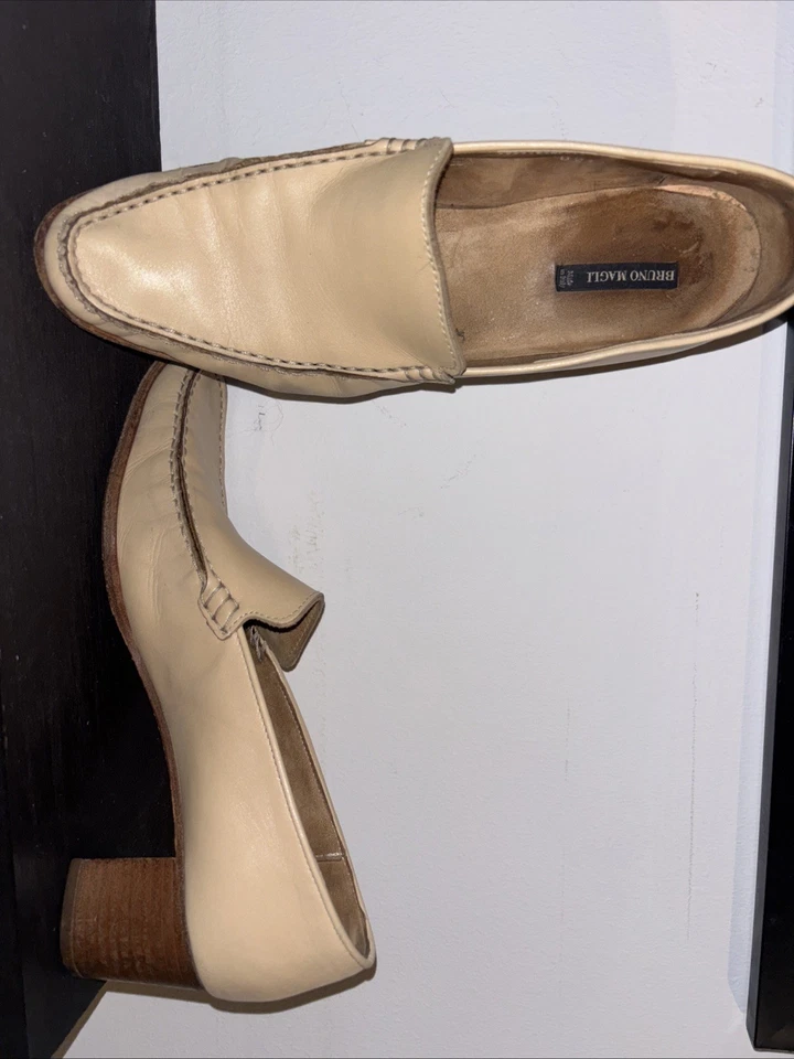 Bruno Magli Loafers Size 38 (us 8) Light Beige Leather Made In Italy - Image 2 of 4