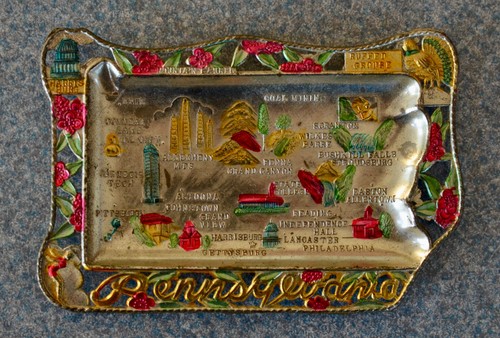 VINTAGE PENNSYLVANIA STATE 5" METAL SOUVENIR ASHTRAY