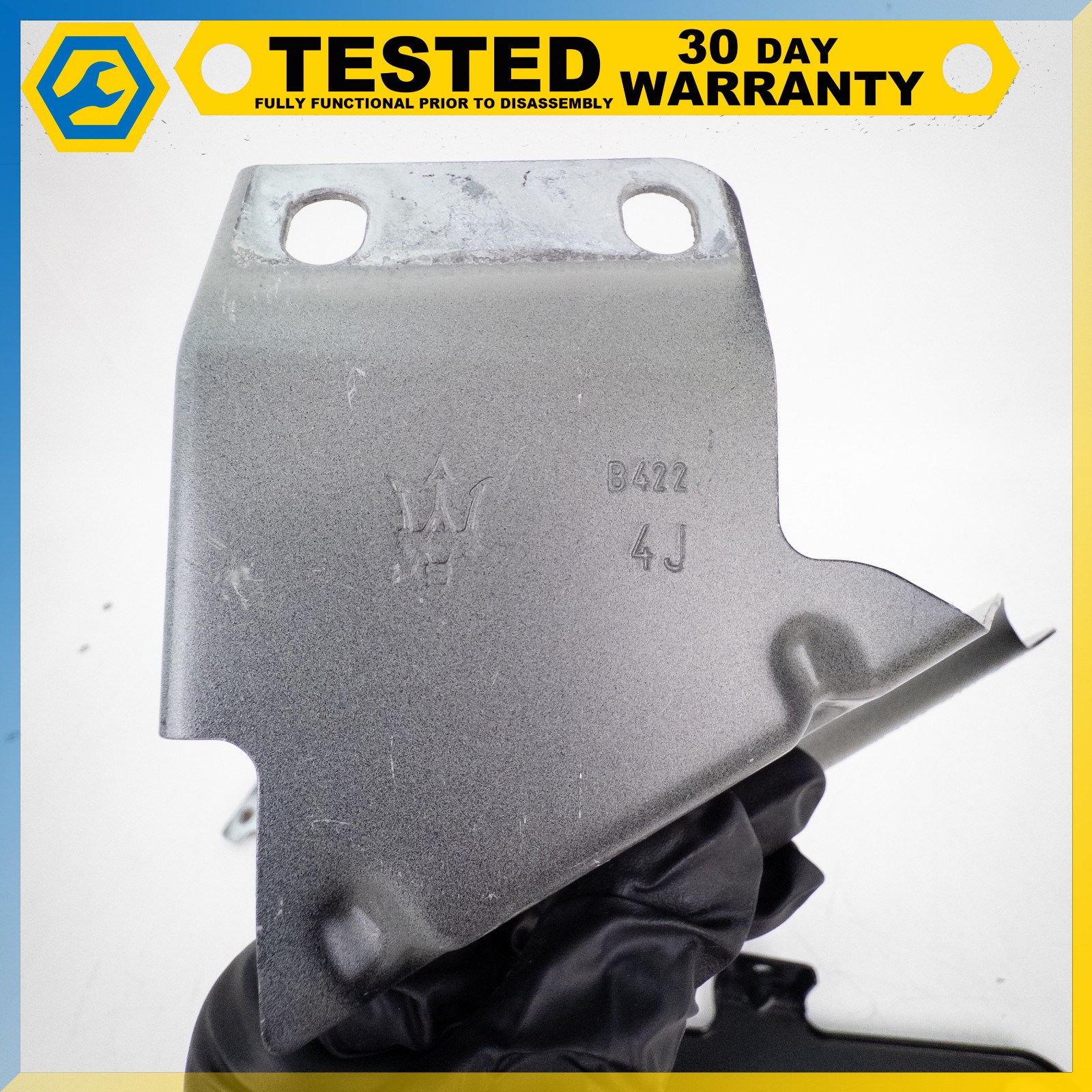 14-17 MASERATI GHIBLI RIGHT SIDE FENDER MOUNT SUPPORT BRACKET OEM