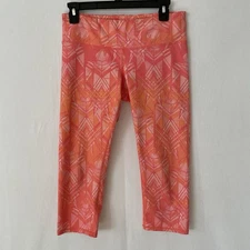 ALO Size Medium Airbrushed Orange Pink Geometric Cropped Yoga Capri Leggings