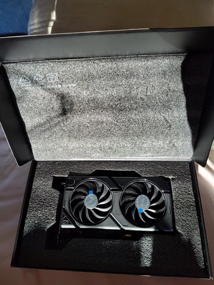 ⭐️GPU ASUS Dual RTX 4060 OC Edition 8GB GDDR6 (Dual BIOS P/Q) - COME NUOVA - Immagine 4 di 4