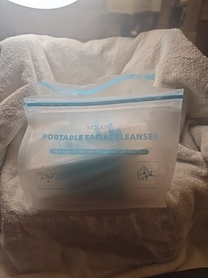 Molain Portable Facial Cleaner 30 individuql Cleansers In Each Bag