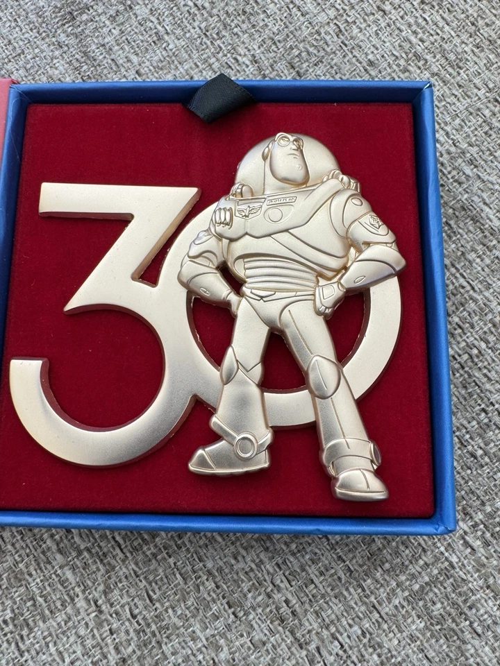 Disney Pixar Buzz Lightyear Evento Toy Story 30 Disneyland París LE 450 Envío a Estados Unidos Foto 2 de 2