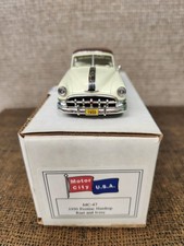 Motor City Usa 143 Mc-47 1950 Pontiac Hardtop - Rust Ivory