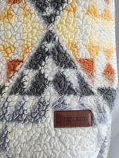 Pendleton Sherpa Reversible Fleece Blanket Queen oversized or King Aztec 96x84"