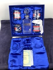 The Bradford Exchange New York Giants Legacy Decanter Set w/4 Glasses *Open Box*