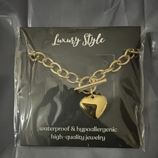 Luxury Style Gold Heart Pendant Necklace 18K Gold Plated Waterproof